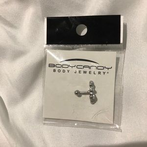 16 gauge cartilage piercing